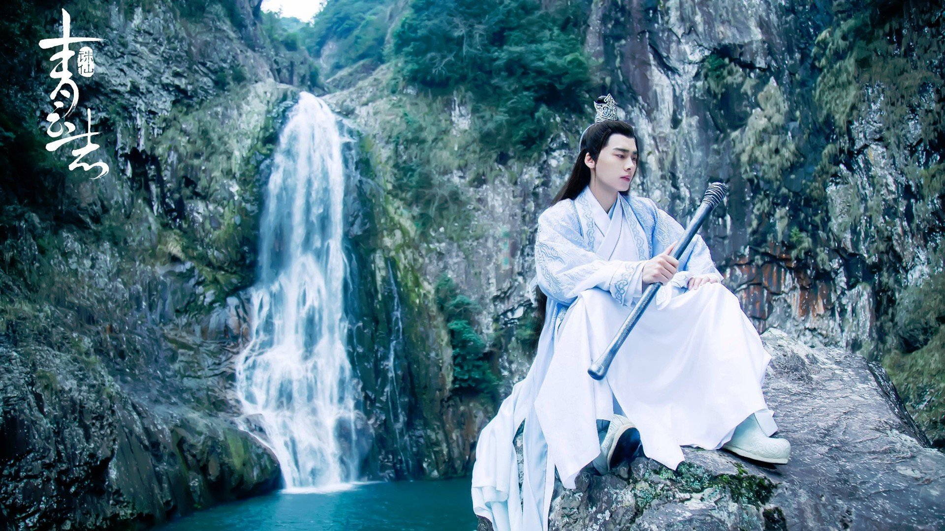 勇士险胜森林狼，全明星赛前哨战中库里锁死对手，勇士对战森林狼杜兰特库里两次绝平三分视频